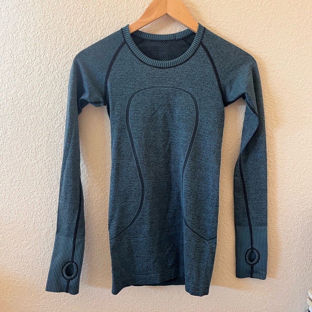 Seamless Long-Sleeve Active Top in Teal